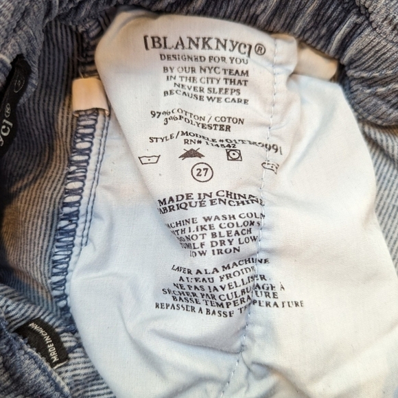 BLANK NYC Nowhere to Be Retro Corduroy Paperbag Waist Pants with Button Fly (27) - Picture 4 of 8